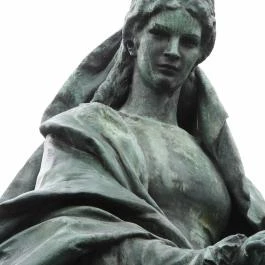 Erzsébet királyné szobra Budapest - Egyéb