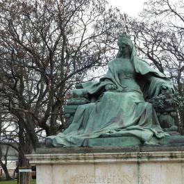 Erzsébet királyné szobra Budapest - Külső kép