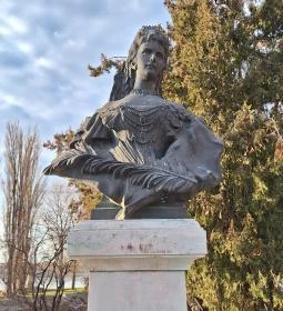 Erzsébet királyné szobra