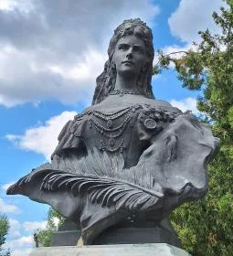 Erzsébet királyné szobra