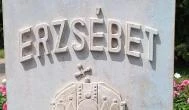 Erzsébet királyné szobra Esztergom - Egyéb