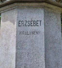 Erzsébet királyné szobra