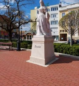 Erzsébet szobor