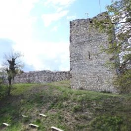 Essegvár Bánd - Külső kép