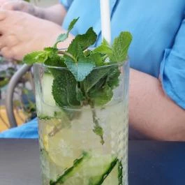 Este11 Budapest - Étel/ital