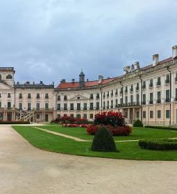 Esterházy-Kastély