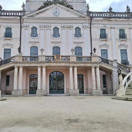 Esterházy-Kastély Fertőd - Külső kép