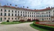 Esterházy-Kastély Fertőd - Külső kép