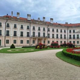 Esterházy-Kastély Fertőd - Külső kép