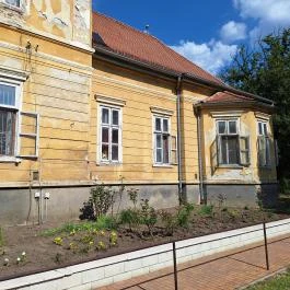 Esterházy-kastély Sárosd - Külső kép