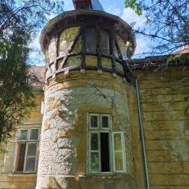 Esterházy-kastély Sárosd - Külső kép