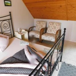 Eszter Panzió, Szentbékkálla - Szobák