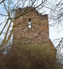 Eszterpusztai templomrom