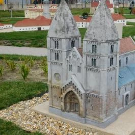 Ezer Év Parkja Mórahalom - Egyéb