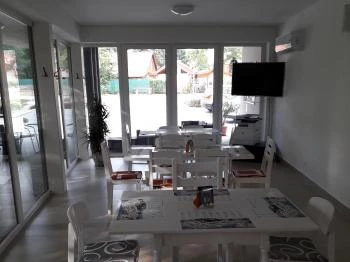 Fagyöngy Sportház Ábrahámhegy