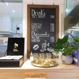 Falafel Bar - Bajcsy-Zsilinszky út, Budapest - Belső