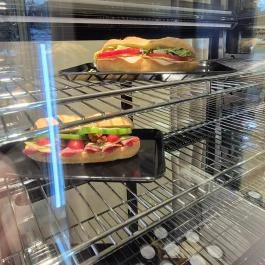 Falatka Fészer Budapest - Étel/ital