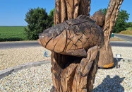 Faragott szobrok (halak) Tengelic