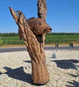 Faragott szobrok (halak)