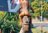 Fat Boy szobor Alsóörs