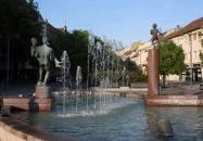 Faunok szökőkút Szombathely