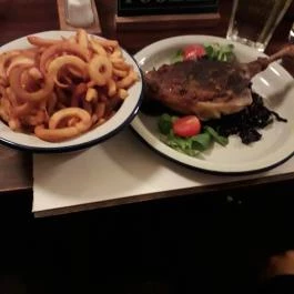 Fecske Presszó Budapest - Étel/ital