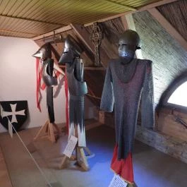 Fegyver kiállítás Szigliget - Belső