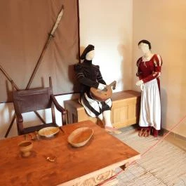 Fegyver kiállítás Szigliget - Belső