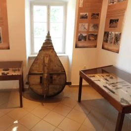 Fegyver kiállítás Szigliget - Belső