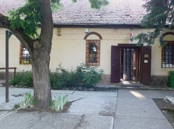 Fehér Akác Presszó Borsodivánka