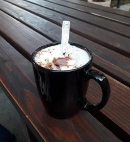 Fehér Akác Presszó