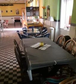 Fehér Akác Presszó