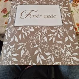  Fehér Akác Vendéglő Pér - Egyéb