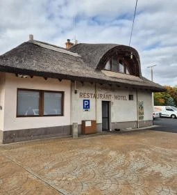 Fehér Akác Vendéglő