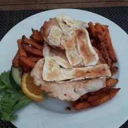 Fehér Rózsa Fogadó étterme Sopron - Étel/ital