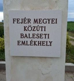 Fejér megyei közúti baleseti emlékhely