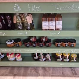 Fekedi Stifolder/ Trabert Hof Feked - Étel/ital