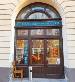 Fekete Delfin Bár & Kávézó