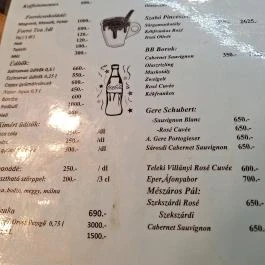 Fekete Delfin Bár & Kávézó Budapest - Étlap/itallap