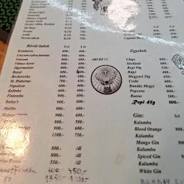 Fekete Delfin Bár & Kávézó Budapest - Étlap/itallap