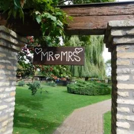 Fekete Gólya Vendéglő Kecskemét - Külső kép