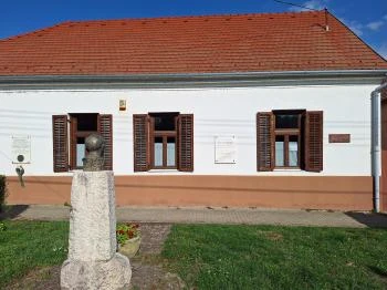 Fekete István Emlékház Gölle