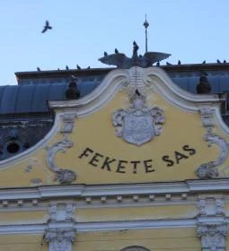 Fekete Sas Kávéház