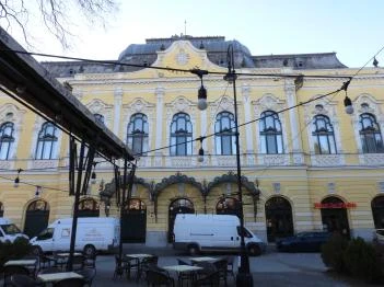 Fekete Sas Kávéház Hódmezővásárhely