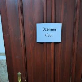 Fekete Sas Kávéház Hódmezővásárhely - Mosdó