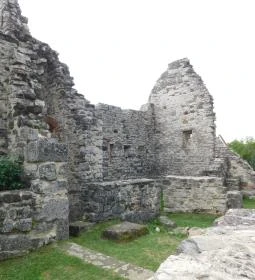 Felsődörgicsei templomrom