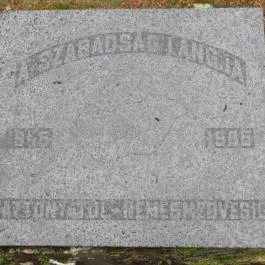 Felszabadulási emlékmű, Nemesmedves - Egyéb