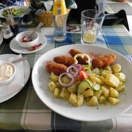 Fenyves Vendéglő , Pilis - Étel/ital