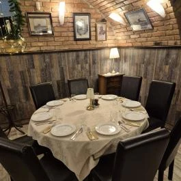 Ferdinánd Monarchia Cseh Sörház, Budapest - Belső