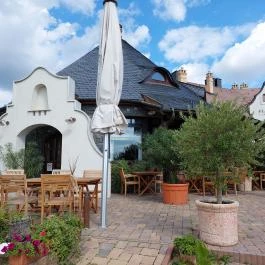 Fiastyúk Udvarház, Csór - Külső kép